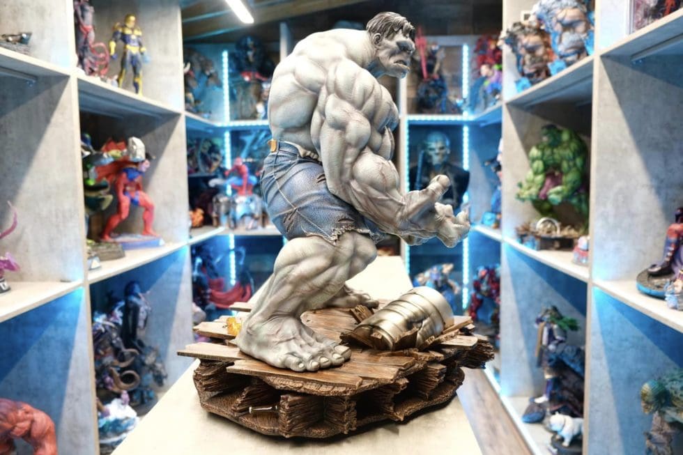 Compound Hulk Scale Custom Statue Unboxing Bros