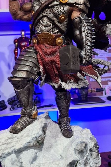 King Thor Custom Statue – Not XM Studios