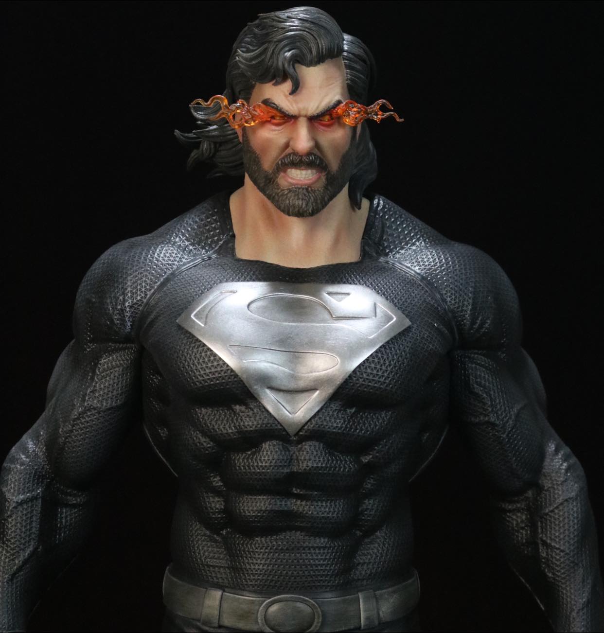 DCEU Superman OG/Black Version 1/4 Scale Custom Statue