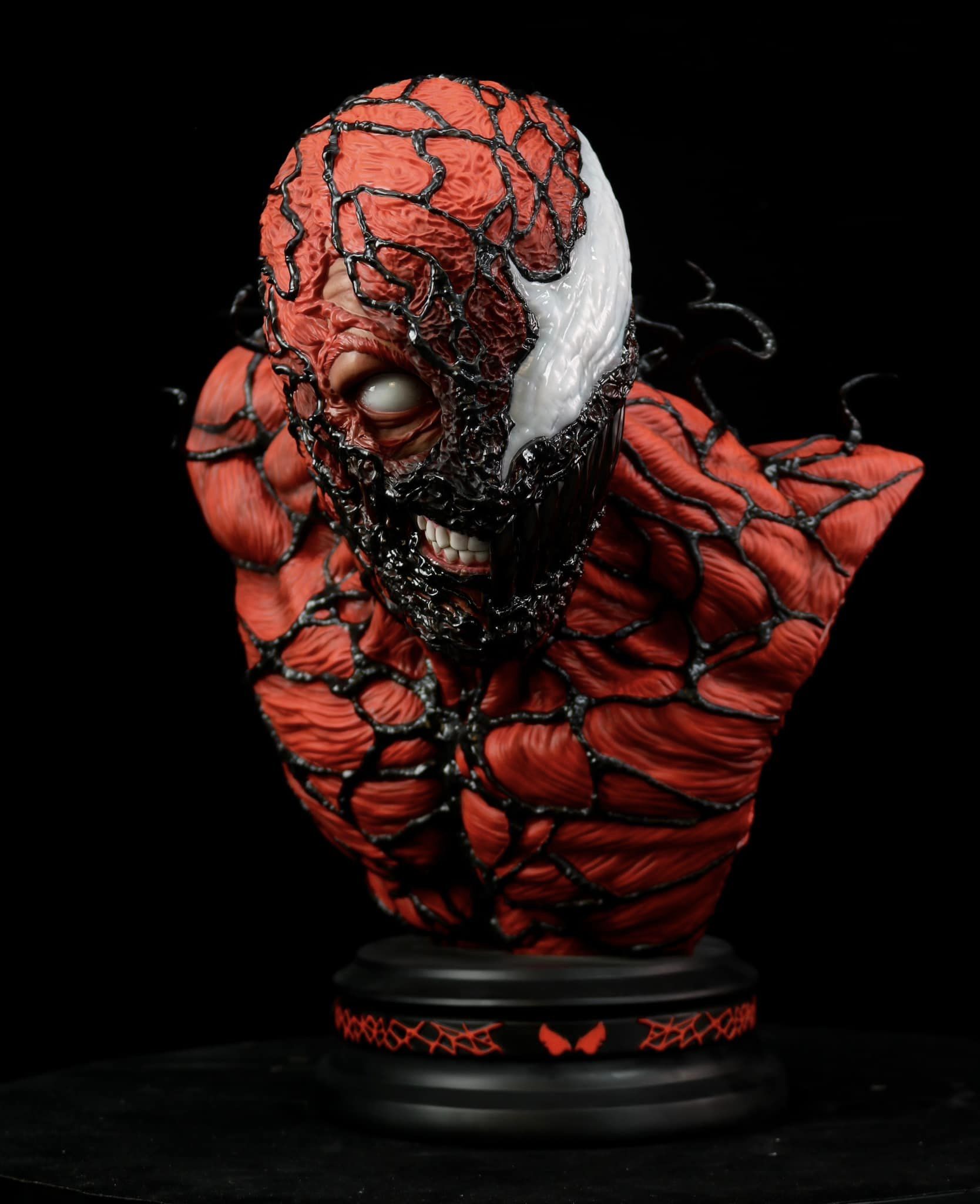 Carnage Life Size Bust (SOLDOUT) - Unboxing Bros