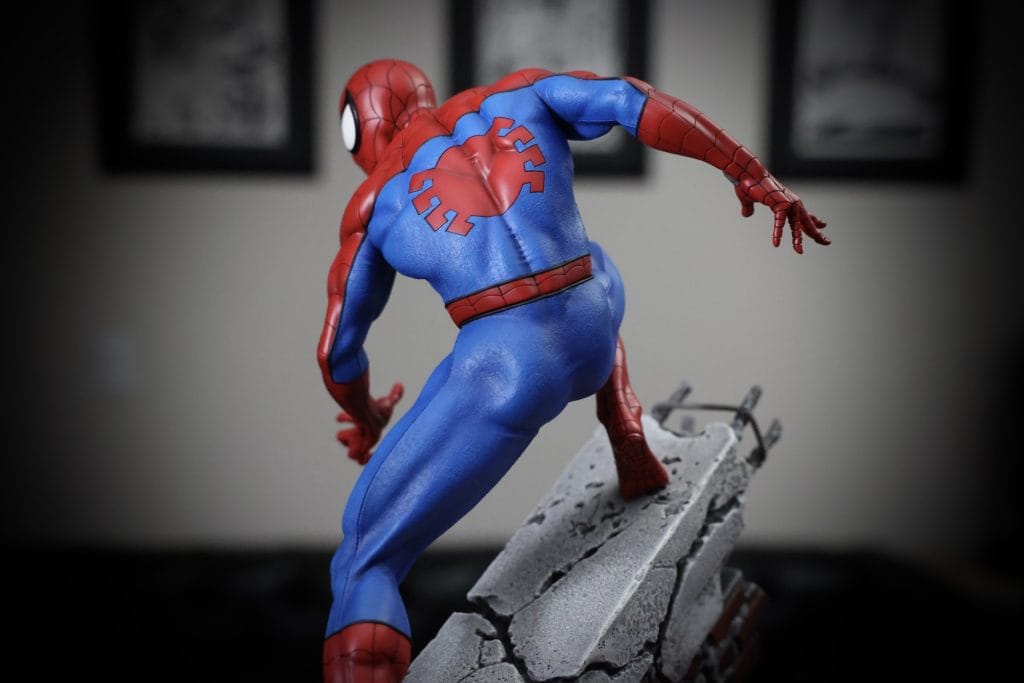 Amazon.com: Spider-Man Marvel Legends Series 6-inch Ben Reilly Action  Figure Toy, Includes 5 Accessories: 4 Alternate Hands, 1 Web Line FX : Toys  & Games