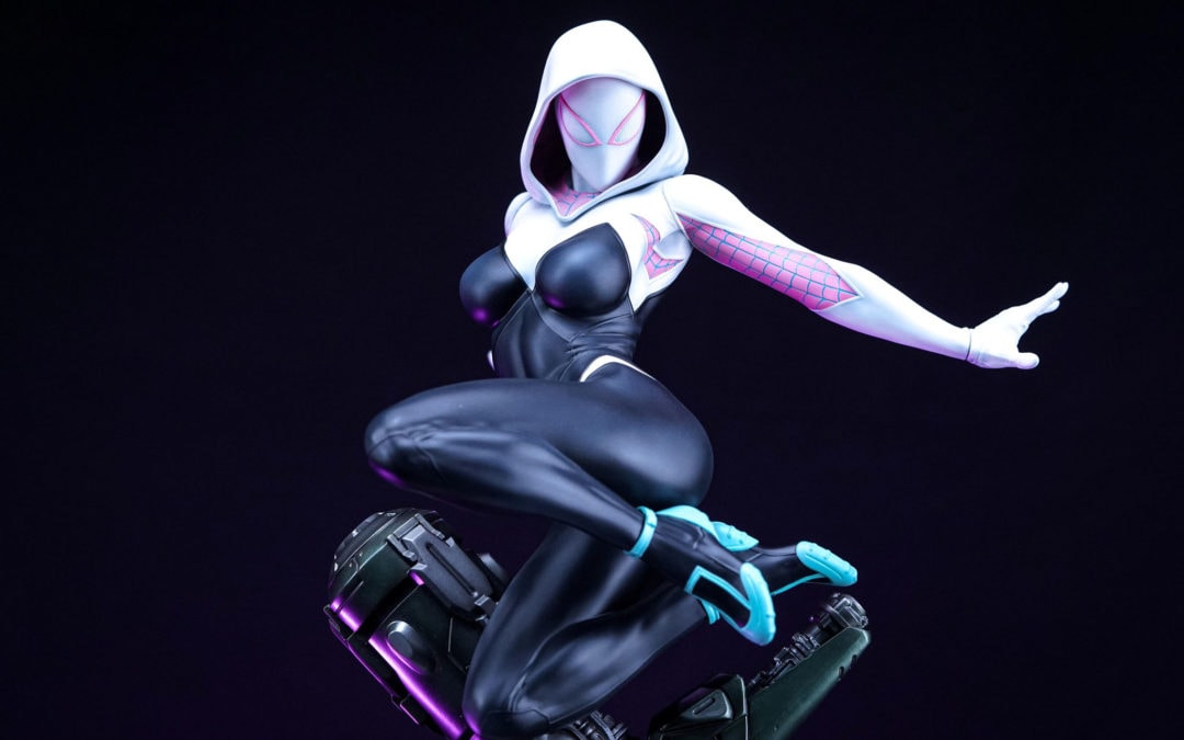 Spidergwen 1/4 Scale Custom Statue