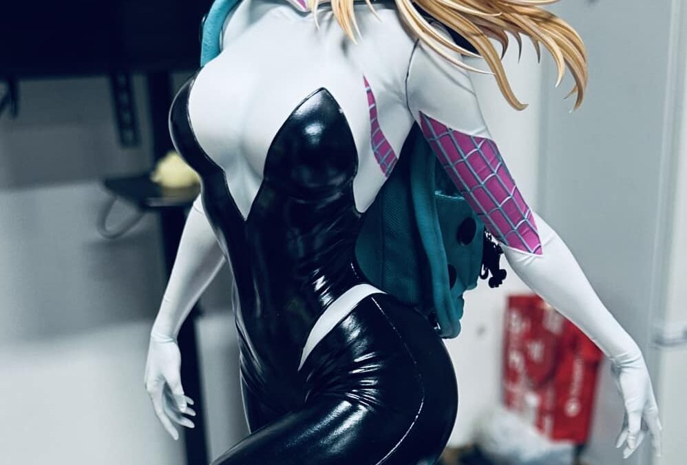 Spidergwen 1/4 Scale Custom Statue